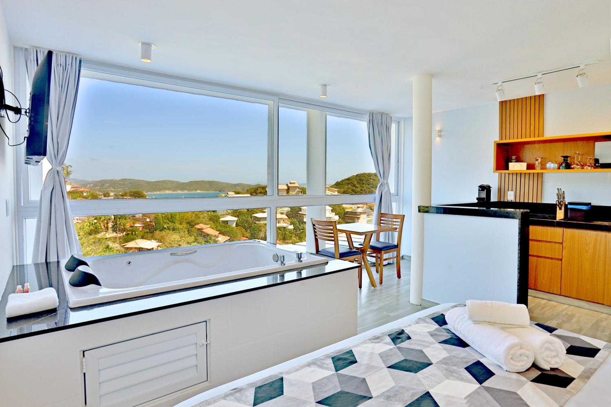 Santorini 4*